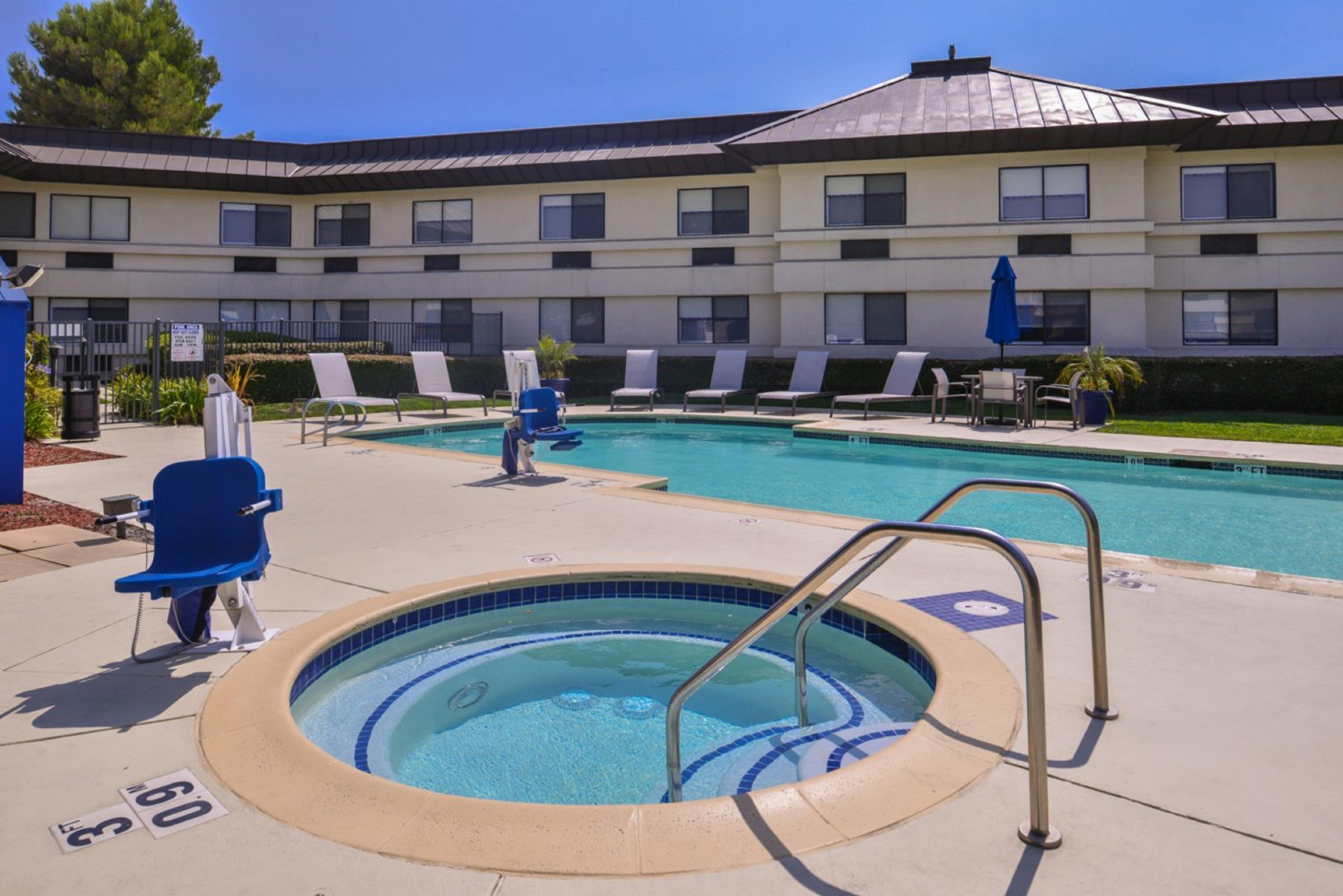 Holiday Inn Express Walnut Creek By Ihg Dış mekan fotoğraf