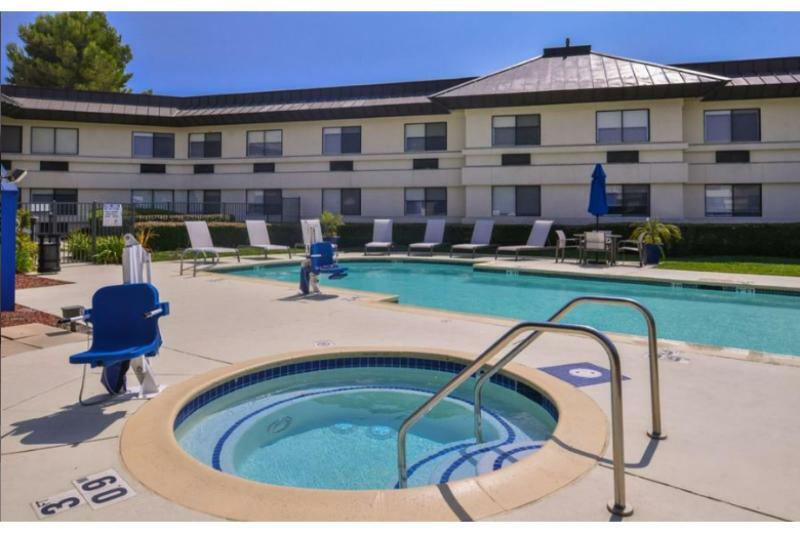 Holiday Inn Express Walnut Creek By Ihg Dış mekan fotoğraf