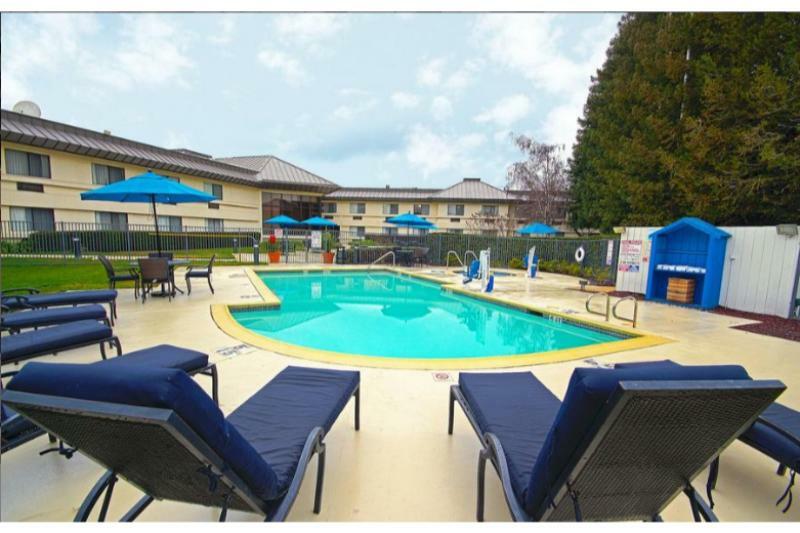 Holiday Inn Express Walnut Creek By Ihg Dış mekan fotoğraf
